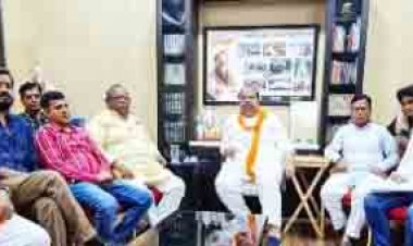 प्रधानमंत्री नरेंद्र मोदी के दौरे को लेकर तैयारियां तेज ,भाजपा प्रत्याशी चेतन्य काश्यप की उपस्थिति में हुई बैठक, आज शाम तोमर आ रहे तैयारियां देखने