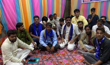 दिलावर मामा कार्यकर्ताओं के साथ कर रहे सघन जनसंपर्क, रात में टीम के साथ  बना रहे योजना