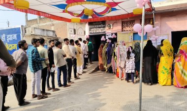 शहर को छोड़ ग्रामीण क्षेत्र और अन्य विधानसभा  में मतदान की स्पीड बड़ी   -दोपहर 1 बजे तक 52 प्रतिशत मतदान हुआ, बच्चे बुजुर्ग भी पहुंचे मतदान करने