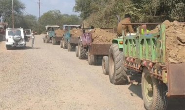 खनन माफियाओ पर खनिज विभाग की बड़ी कार्रवाई, कई डंपर और ट्रैक्टर सहित जेसीबी जब्त