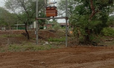 पटवारी ने शासकीय भूमि में हेरफेर कर एक व्यक्ति को लाभ पहुंचाया, जनसुनवाई में आरोप के साथ सरपंच ने की शिकायत