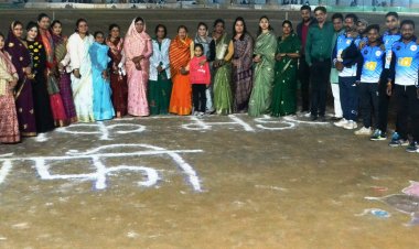 नेहरू स्टेडियम में रात्रिकालीन टेनिस बाल क्रिकेट स्पर्धा में श्री इलेवन, रिलायबल, जांबाज ने जीते मैच