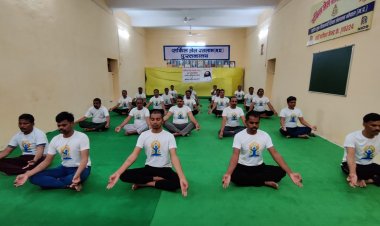 सर्किल जेल रतलाम में बंदियों के लिए शूरु हुआ आर्ट ऑफ़ लिविंग का एडवांस कोर्स