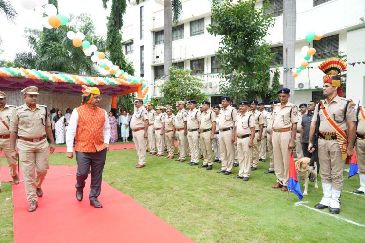 हर्षोल्‍लास के साथ मनाया गया रतलाम मंडल पर 78वां स्‍वतंत्रता दिवस