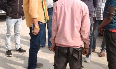 शहर की सफाई व्यवस्था में सामने आ रही अमले की लापरवाही -कल महापौर ने निरीक्षण किया तो काम संतोषजनक नही दिखा, वार्ड 34 के दरोगा को हटाया, 43 सफाई मित्रों का 1 दिवस एक दिवस का वेतन काटकर  कारण बताओ नोटिस दिए