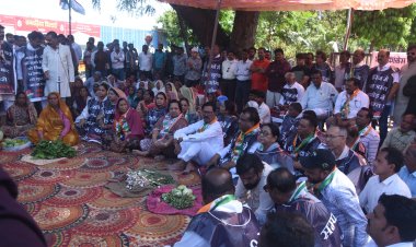 कांग्रेसियों के हल्लाबोल से बाजार बैठक वसूली में बदलाव, सडक़ पर बैठने वालों से शुल्क नही लेगा निगम,हंगामेदार रहा बजट सत्र, कांग्रेसी पार्षद वॉकआउट कर गए, लेकिन सत्तापक्ष ने बहुमत के आधार पर पास किया बजट