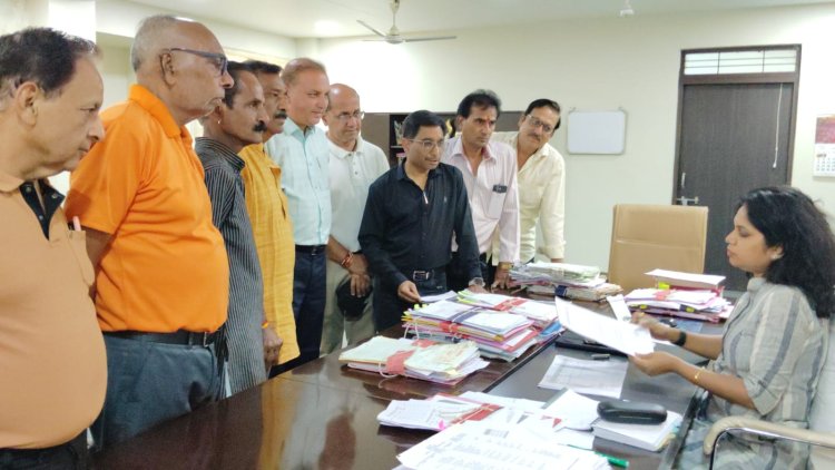 मध्यप्रदेश परशुराम कल्याण बोर्ड ने दिया ज्ञापन, कांग्रेस नेत्री पर कार्रवाई की मांग की