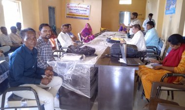 सिकल सेल को लेकर जिले में जांच शिविर, कार्ड बांटे जा रहे, जिले के विभिन्न शासकीय अस्पतालों पर उपलब्ध है सिकल सेल एनीमिया के निशुल्क प्रबंधन की व्यवस्था