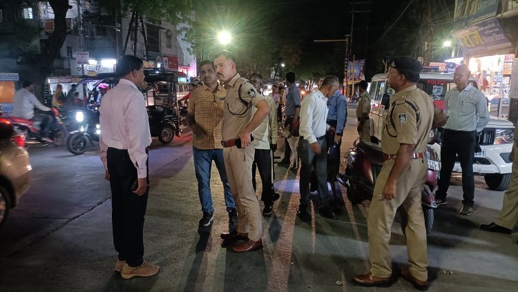 एसपी के निर्देशन पर शहर में चैकिंग अभियान जारी, पिछले 2 दिन चैकिंग के दौरान पुलिस ने 2 बदमाशों को धारदार हथियार लेकर घूमते पकड़ा, नाबालिक एवं नियम विरुद्ध वाहनो के विरुद्ध कारवाई करते 77 चालान बनाए
