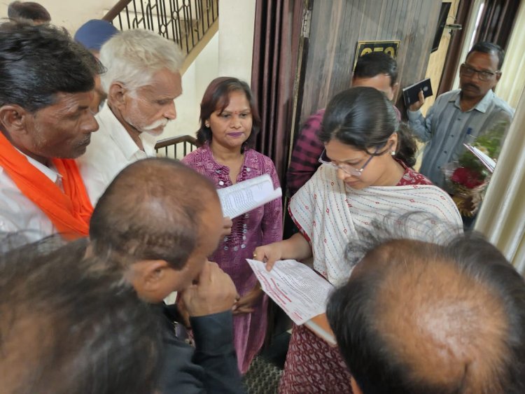 नवागत सीईओ का अध्यापक शिक्षक संघ ने स्वागत किया और सौंपा ज्ञापन