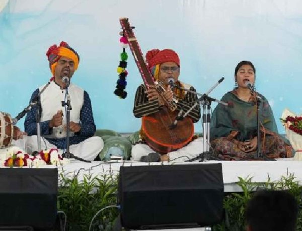 मालवा आक्सीजन में महादेव को अर्पण किए सुर