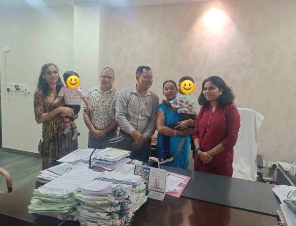 मिशन वात्सल्य के तहत दो निराश्रित शिशुओं को मिला नया आशियाना