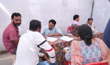  जनऔषधि दिवस पर निशुल्क स्वास्थ शिविर में 1 हजार से ज्यादा मरीजों को मिला निशुल्क उपचार, एमएस, एमडी, ईएनटी, आयुर्वेदाचार्य ने दिया निशुल्क परामर्श, जांचे भी हुईं