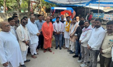 स्व.जगदीश डामर की पांचवीं पुण्यतिथि पर गौशाला को दिया टे्रक्टर और पेयजल टेंकर