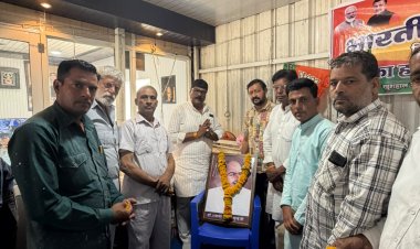 जनसंघ के संस्थापक डॉ. श्यामा प्रसादजी मुखर्जी की पुण्यतिथि पर भाजपा कार्यकर्ताओं ने दी श्रद्धांजलि