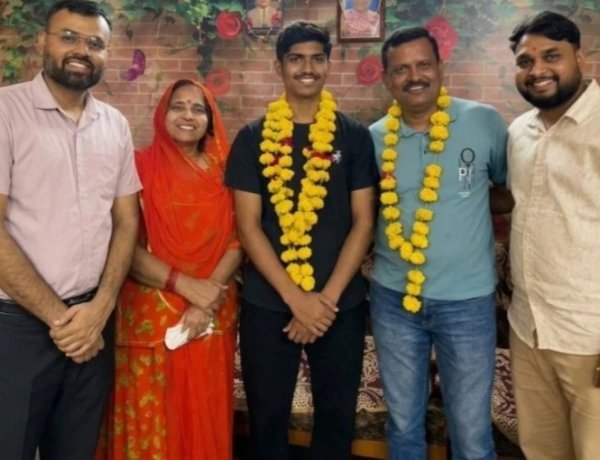 रद्द हुई NEET परीक्षा से नहीं टूटा हौसला : दोबारा मेहनत कर 594 अंक किए हासिल : राजवीर सिंह ने डॉक्टर बनने का सपना किया साकार