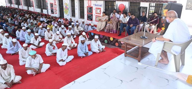 सर्किल जेल रतलाम में बंदियों को दिलाया नशामुक्ति का संकल्प नशा मुक्ति दिवस के तहत 500 बंदियों की मौजूदगी में हुआ आयोजन
