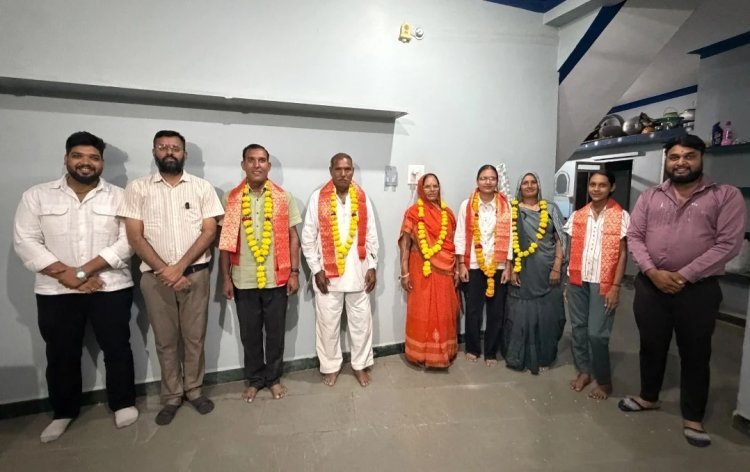 गांव रणायरा की रुचिका भट्ट ने पूरा किया दादाजी का सपना, अब बनेंगी डॉक्टर,NEET-2026 की चुनौतियों के बावजूद नहीं मानी हार, अभ्यास करियर इंस्टीट्यूट के मार्गदर्शन में हासिल की सफलता; RKDF मेडिकल कॉलेज भोपाल में मिला MBBS में प्रवेश